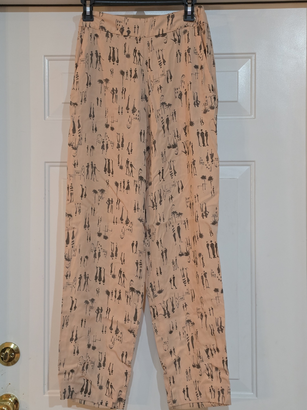 Liz Claiborne Peach Wide-Leg Pants with Black Figure Print